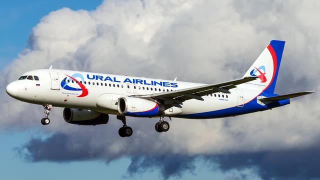 VQ-BGJ:Airbus A320-200:Уральские авиалинии